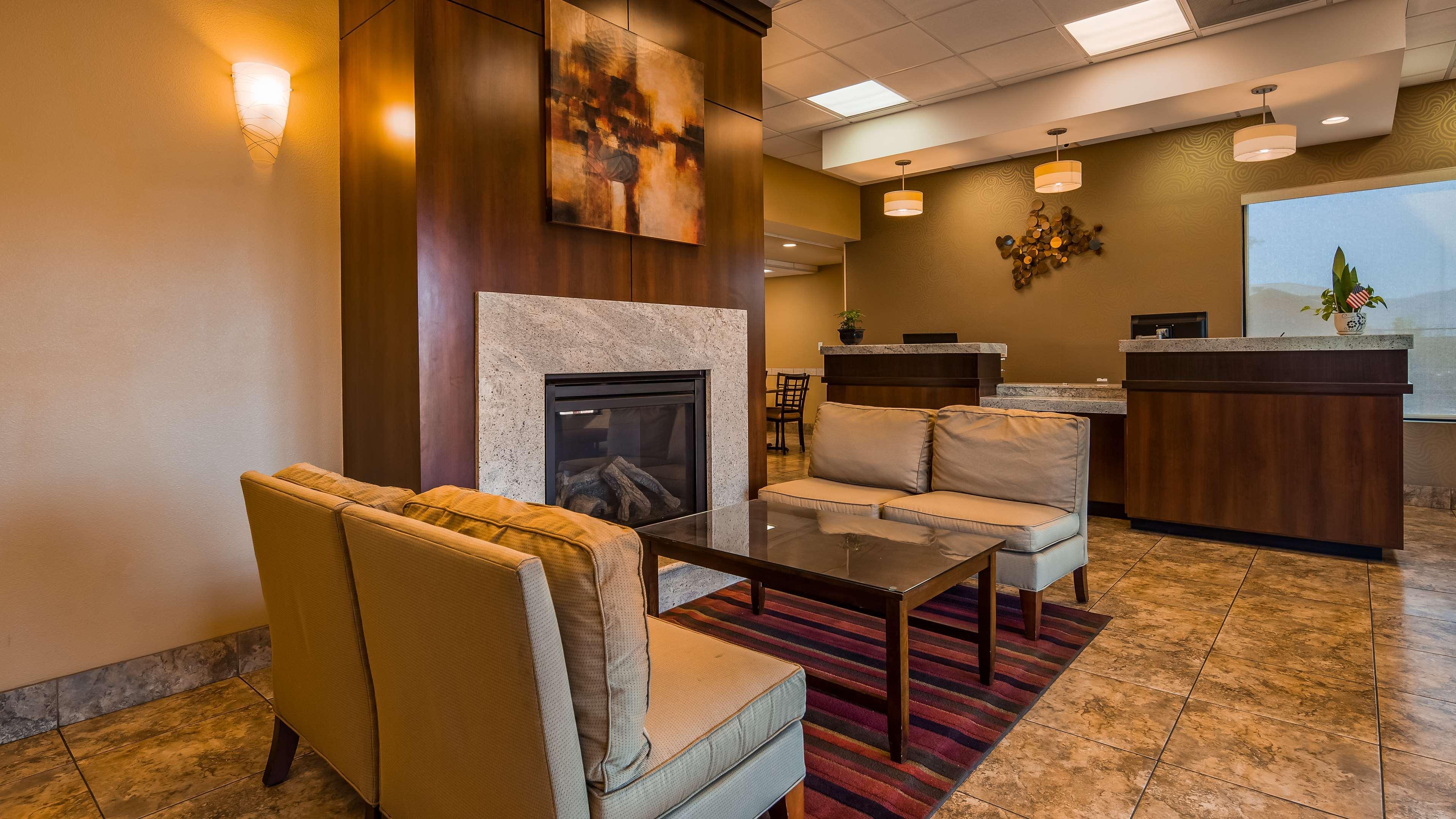 Surestay Hotel By Best Western טהאצ'פי מראה חיצוני תמונה
